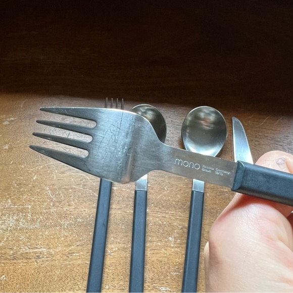 Mono Ring Flatware Set - Picture 4 of 4